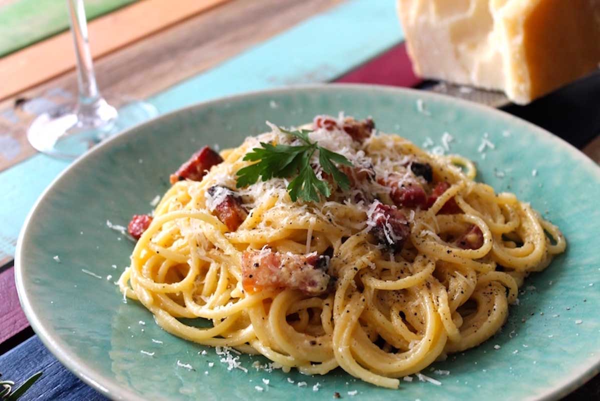 Espagueti a la carbonara